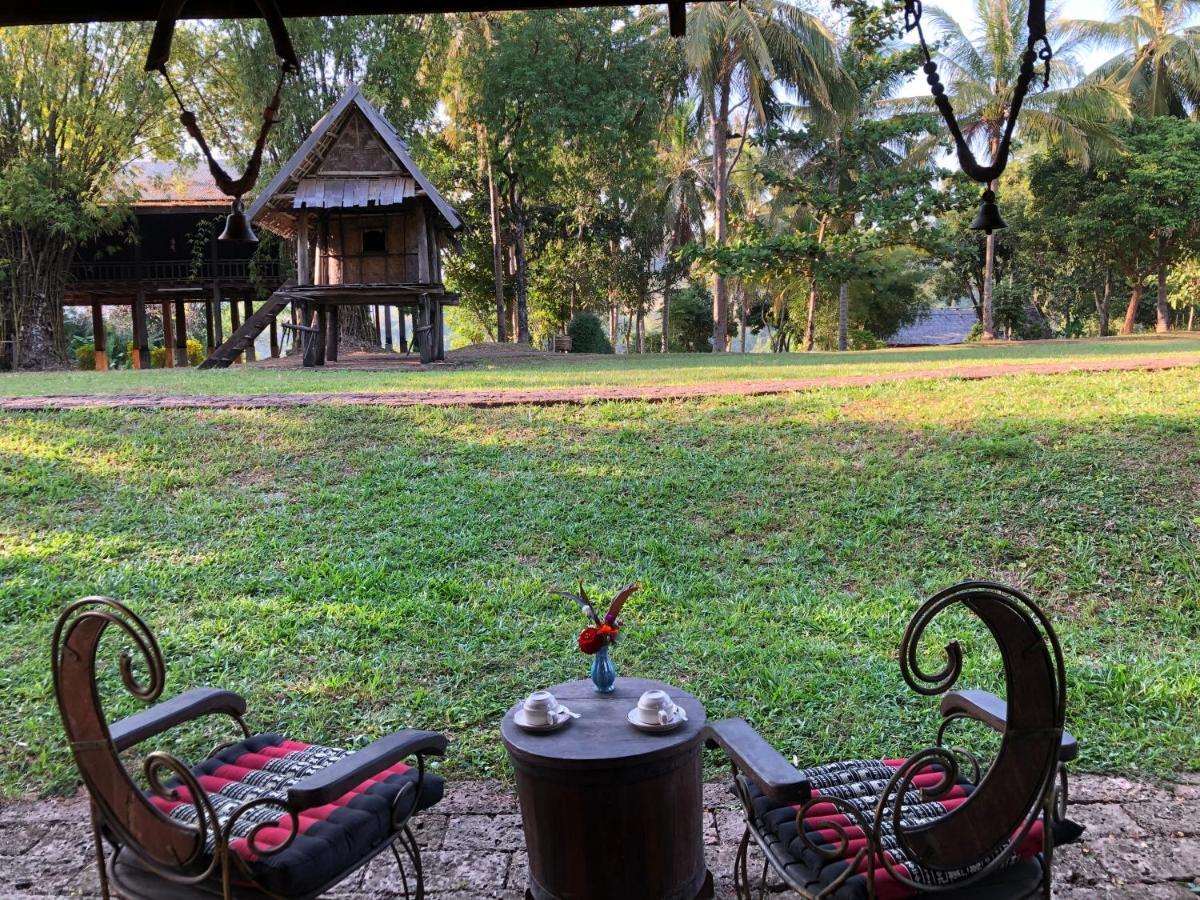 On The Mekong Resort Luang Prabang Exteriör bild