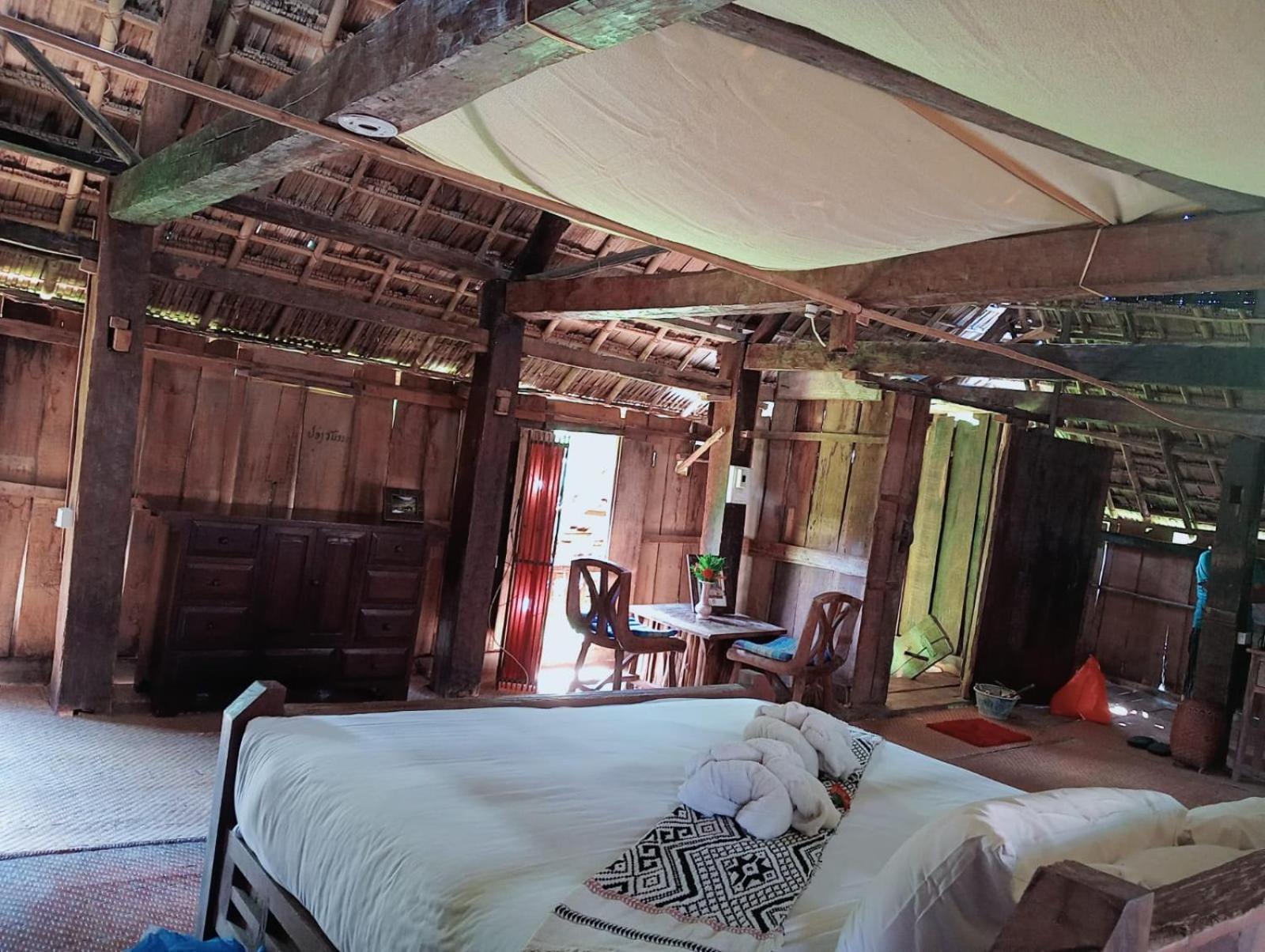 On The Mekong Resort Luang Prabang Rum bild
